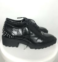 ZARA derby schuhe 39 schwarz mit band Düsseldorf - Eller Vorschau