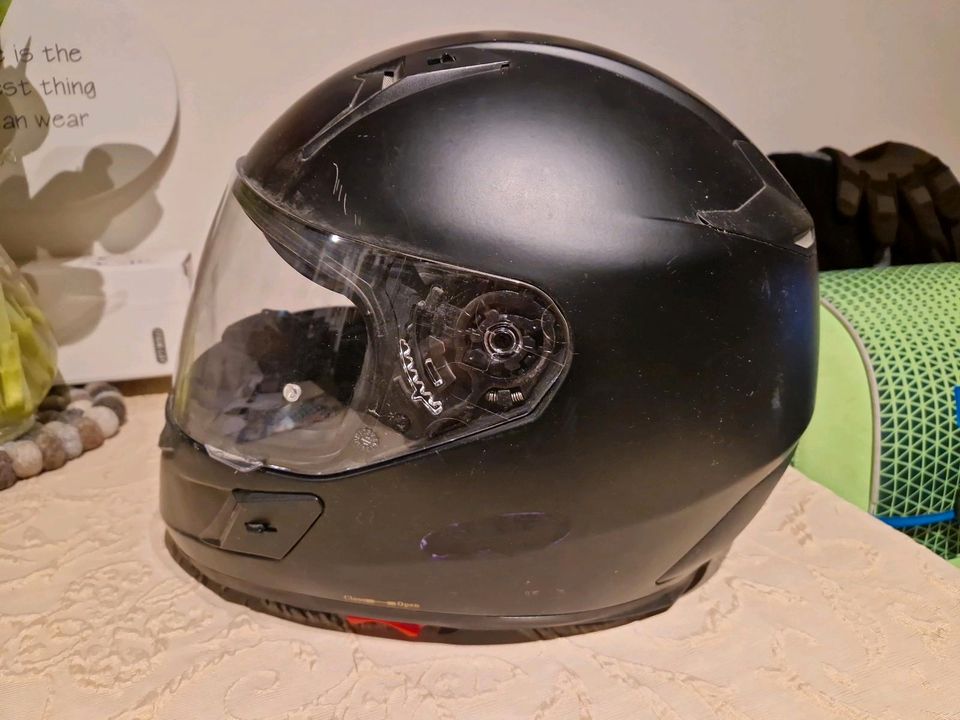 Helm Motorrad in Walluf