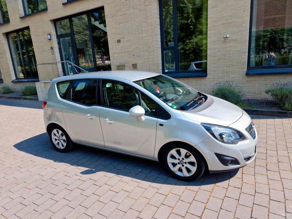 Opel Meriva B 1,7 CDTI Automatik BJ 2013 Top Ausstattung in Dortmund