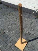 ca. 20 Holzpfähle (ca. 1 m) mit Holzplatte für je 2,50 Euro Nordrhein-Westfalen - Oberhausen Vorschau