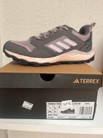 Adidas Trekkingschuh Wanderschuh Gore-Tex NEU Gr. 38,5 Nordrhein-Westfalen - Marsberg Vorschau