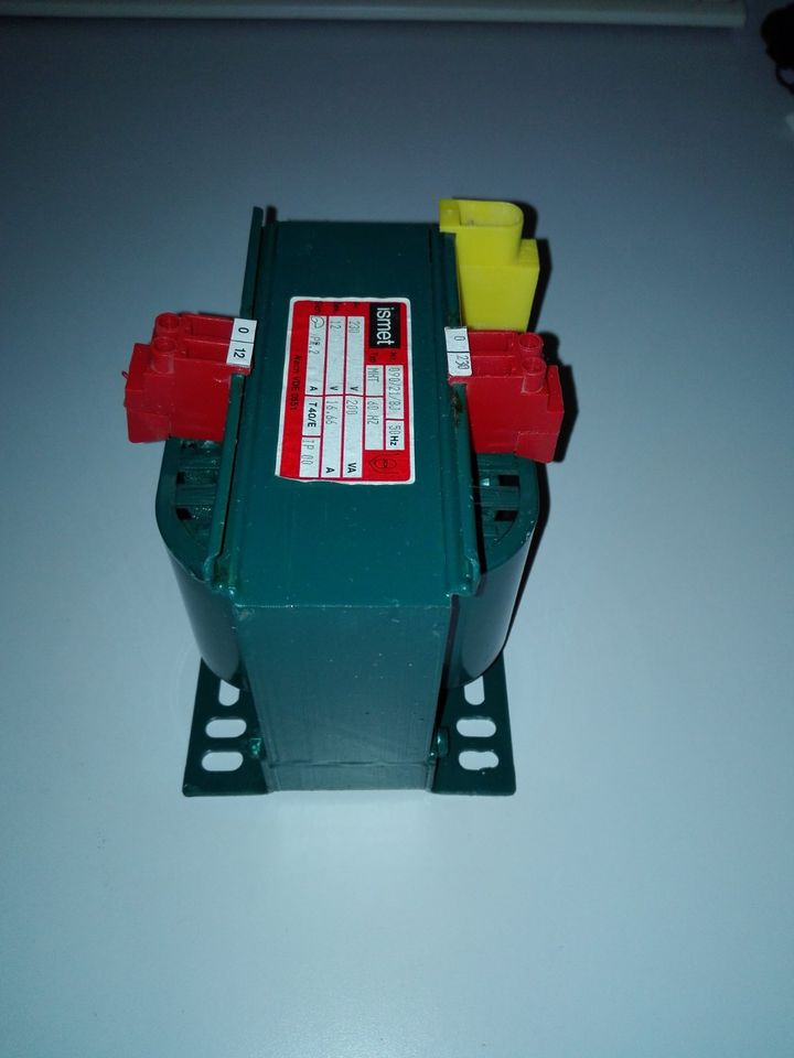 Transformator 60 Hz / 230 V / 200 VA / 12 V / 16,66 A /  VDE 0551 in Bad Überkingen