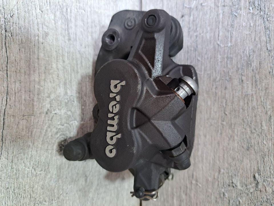 BMW R1200 GS K50 Bremssattel Hinten Bremszange Sattel Brembo in Stemwede