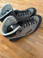 Wanderschuhe der Marke LOWA, Größe 7, obermaterial Leder Frankfurt am Main - Dornbusch Vorschau