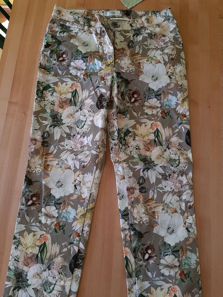 Damenhose von Brax neu in Landshut