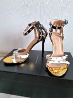 Extravagant, Riemchen, High Heels, Nieten, Sexy, Gebrauchspuren Baden-Württemberg - Ludwigsburg Vorschau