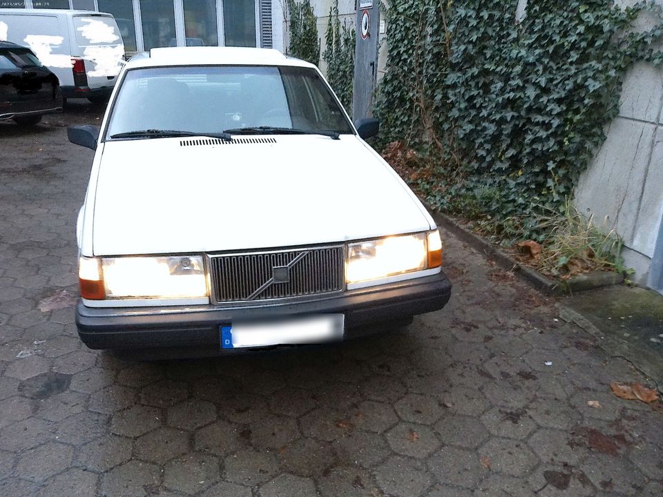 Volvo 940 GL Automatik in Marne