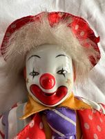 Deko-Puppe Porzellan Clown 40 cm mit Ständer Dachbodenfund Bayern - Großheubach Vorschau