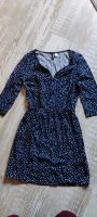 Kleid H&M 34 XS Herzen blau weiß Nordrhein-Westfalen - Detmold Vorschau