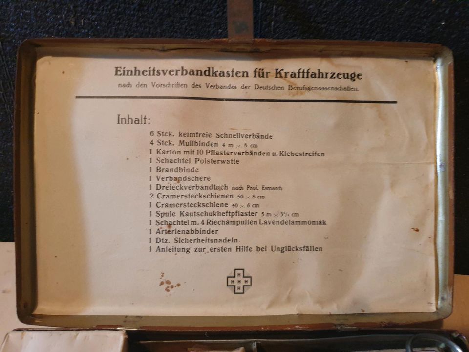 Erstehilfe Koffer Einheitsverbandskasten 1934 in Biedenkopf
