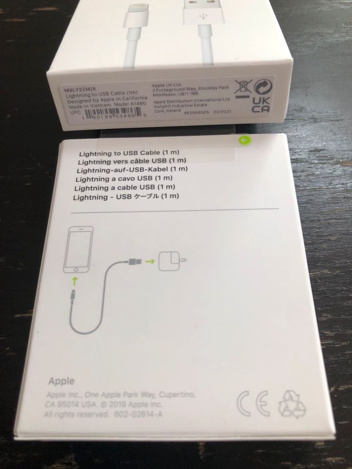 2x Original apple Ladekabel lightning USB für iphone ipad, OVP in Teisnach