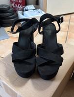 Plateauschuhe schwarz H&M Nordrhein-Westfalen - Hamm Vorschau