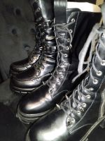 2 für ein Preis Coole Stiefel mit Nieten Berlin - Treptow Vorschau