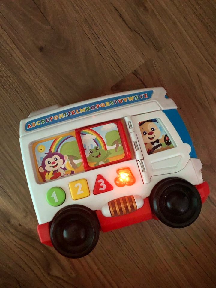 Spielzeugauto, Lernspielzeug, Babyspielzeug in Leipzig