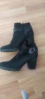 Hohe Stiefel Stiefeletten schwarz mit Reißverschluss seitl. NEU42 Bayern - Schwabach Vorschau