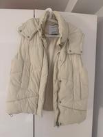 Jacken, Schuhe, Taschen und Oberteile von Zara, bershka … Hessen - Lampertheim Vorschau