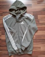 Adidas Kapuzenpulli. Essen - Karnap Vorschau