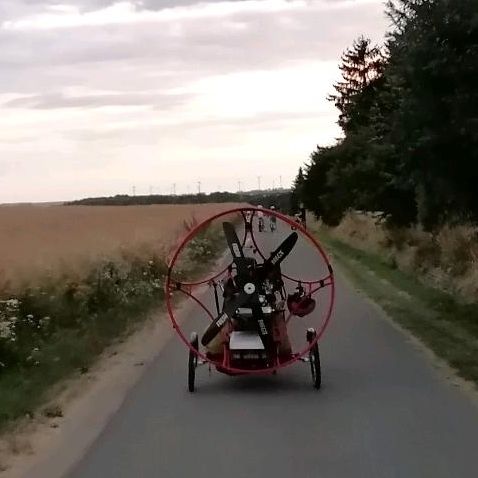 Fresh Breeze Flyke Paramotor Motorschirm Trike Polini Thor 200 in Frauenprießnitz