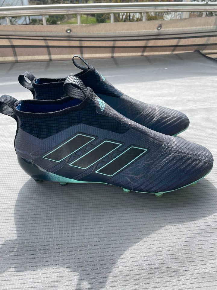 Adidas Ace 17+ Purecontrole Thunder Storm 44 Fußballschuhe in Rosbach (v d Höhe)