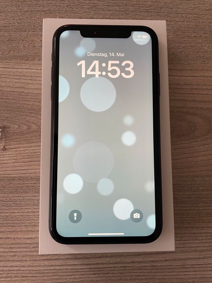 IPhone 11 | Schwarz | 64 GB in Oberhausen