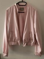 Süße Satinjacke für den Sommer in Gr. 40, neu Brandenburg - Zehdenick Vorschau