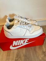 Nike Schuhe Gr. 40 Hessen - Altenstadt Vorschau
