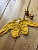 Süße Baby Strickjacke Senffarben Berlin - Spandau Vorschau