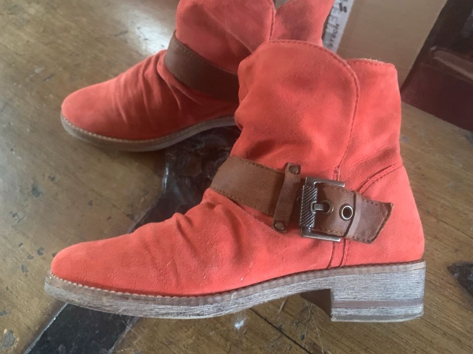 Boots Stiefeletten SPM Wildleder Koralle rot Größe 38 in Köln