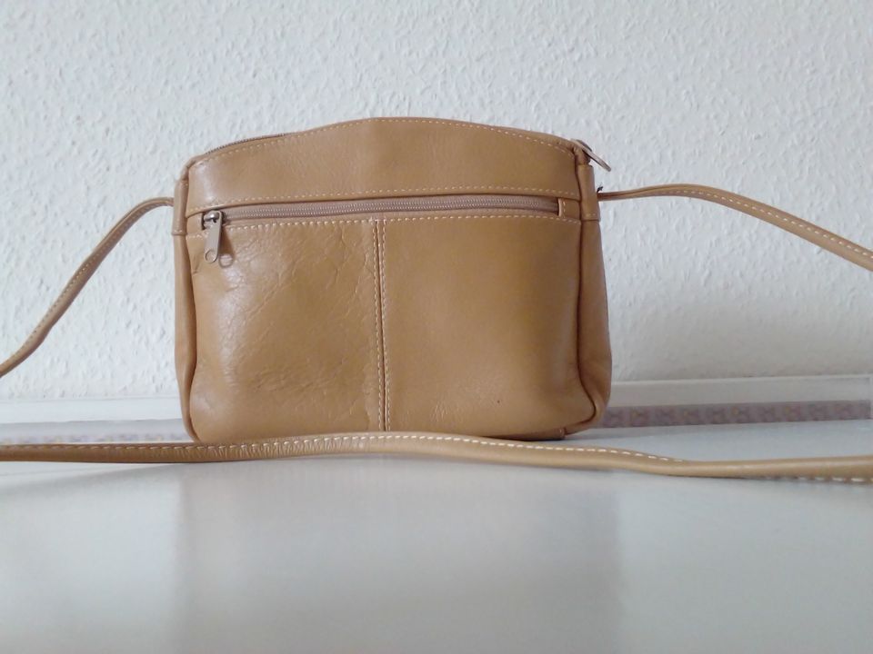 Leder Handtasche L.Ancora 22 x 16 cm beige neuwertig in Pattensen