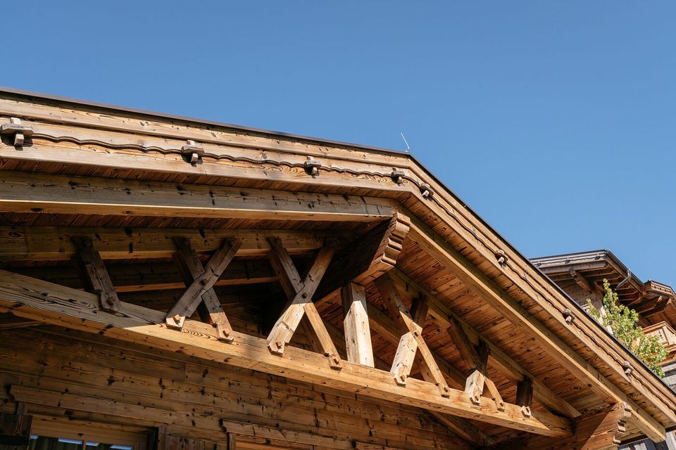 Holzhaus reinigen & entlacken / Sandstrahlen Trockeneis etc in Viersen