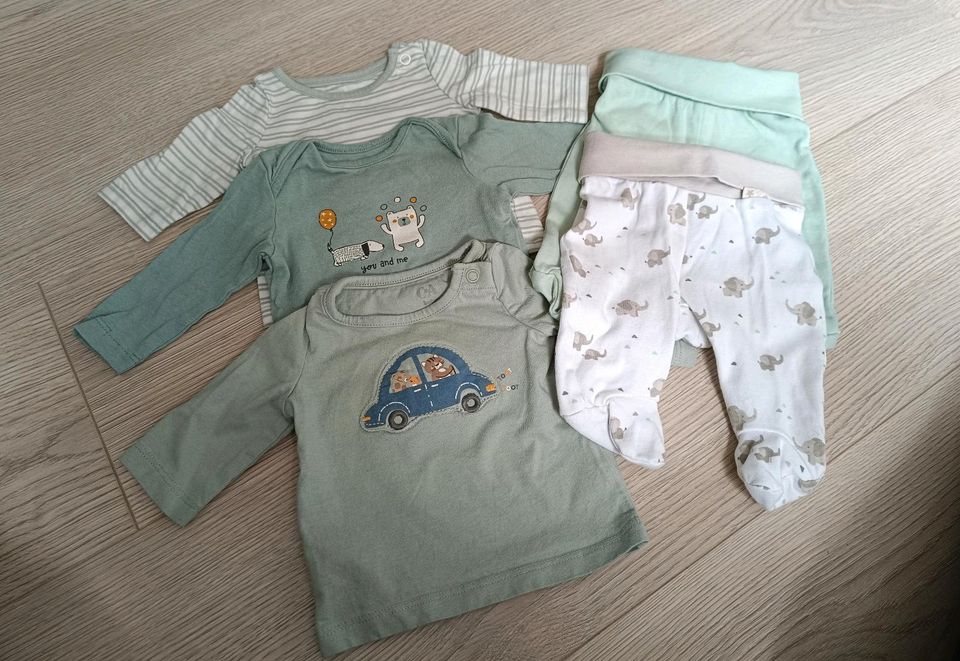 5'er Set Baby Langarmshirts/Strampler mit Fuß Größe 50 in Hanau