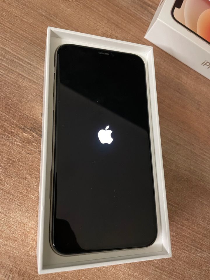 iPhone X 64Gb iPhone 10 weiß in Ergolding