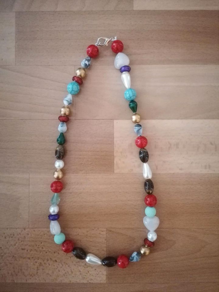 Halsketten Modeschmuck Perlenketten handmade in Tholey