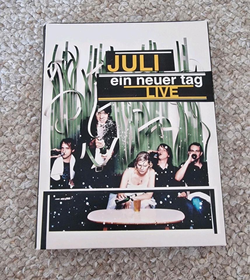 DVD BOX JULI , EIN NEUER TAG LIVE in Jena