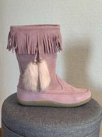 Wildlederboots mit Fransen, neu Gr. 39/40, rosé, gefüttert Niedersachsen - Wulfsen Vorschau