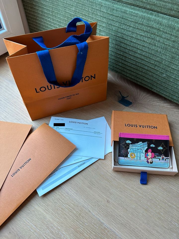 Louis Vuitton Cardholder Kartenetui Christmas Edition Vivienne in München