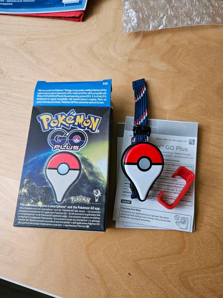Pokemon Go Plus + Armband und autocatch-aufsatz in Cottbus