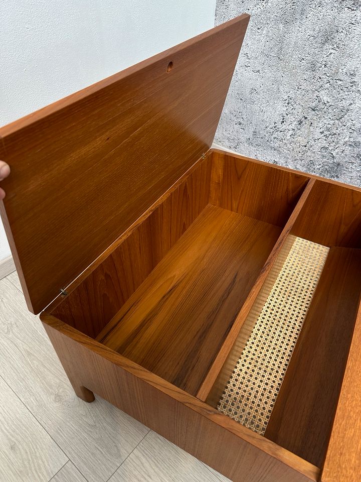 Teak Aufbewahrungsbox Couchtisch Wiener Geflecht MidCentury in Mülsen