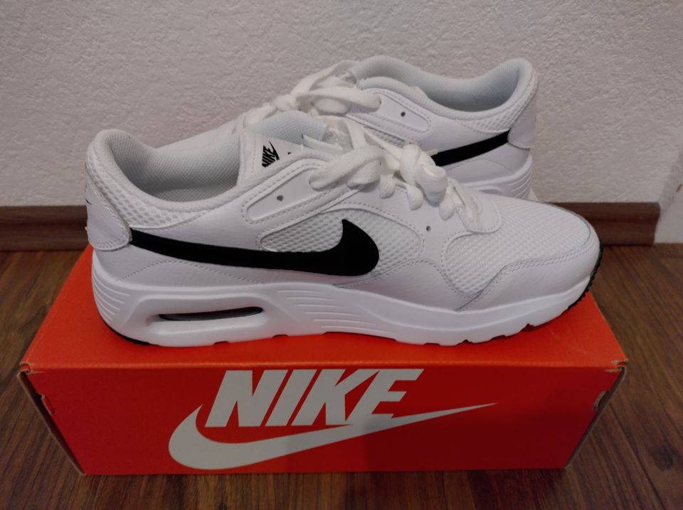 NIKE Air Max - Weiß/Schwarz-Weiß - Größe 42,5 in Rödermark