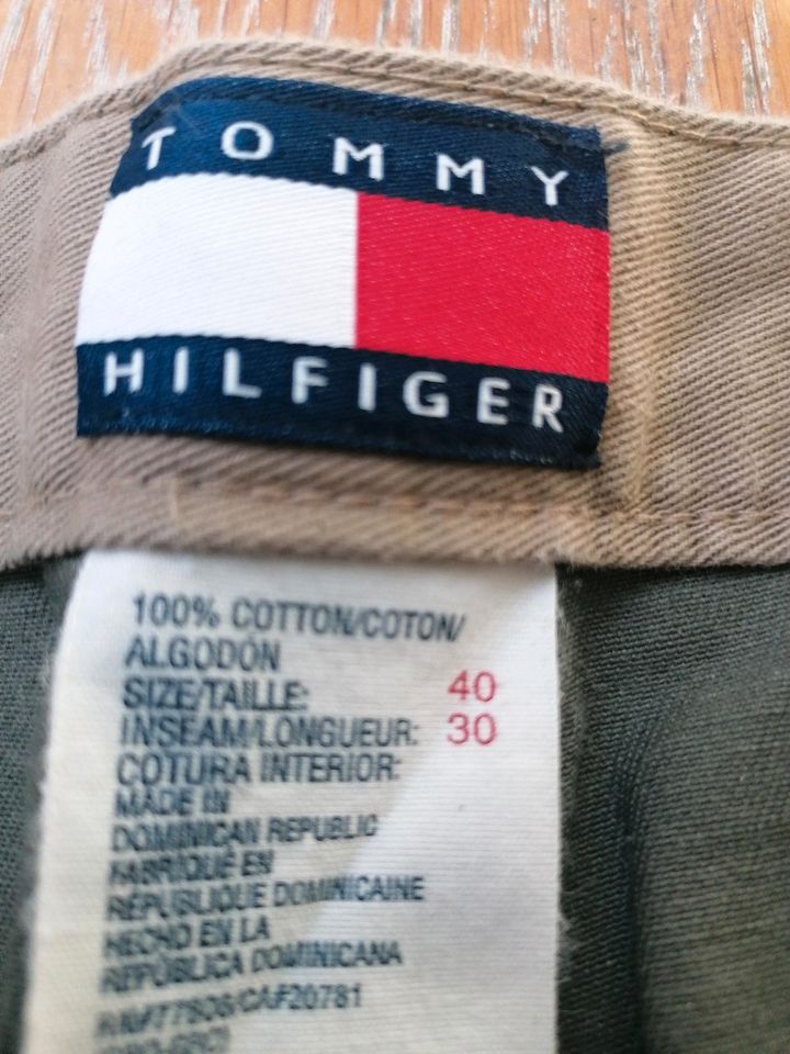 Herrenhose TOMMY HILFIGER GR 40 /30 in Wiesbaden