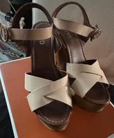 Plateau Wedge Pumps Sandale, 38, beige-braun mit Holz - €45 Mitte - Hansaviertel Vorschau