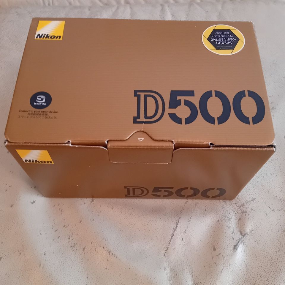 Nikon D 500 Suche Verpackung / Karton / OVP in Berlin