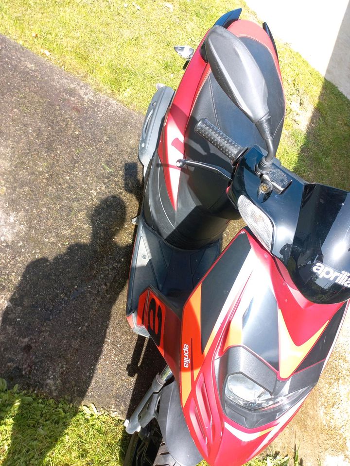 Aprilia Motorroller SR MT 50 in Lindau