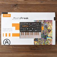 Arturia MicroFreak Hybrid-Synth in OVP inkl Decksaver + Mikrofon Hessen - Darmstadt Vorschau