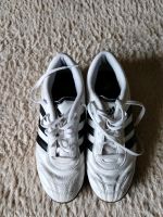 Adidas Fussball Sport Schuhe Gr. 36 2/3 Indoor Bielefeld - Joellenbeck Vorschau