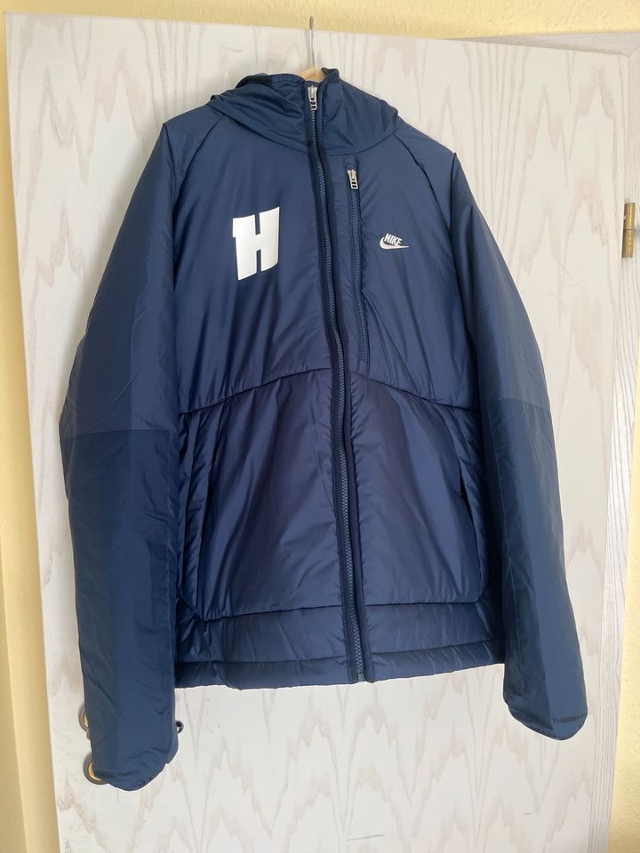 Verkaufe Hertha BSC Winterjacke Größe XL in Glienicke/Nordbahn