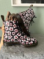 Dr. Martens Blumenmuster Berlin - Reinickendorf Vorschau