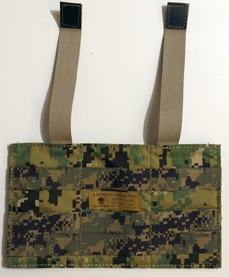 EMERSON Triple M4 Magazine Pouch AOR2 Molle / Airsoft EB2388F in Berlin