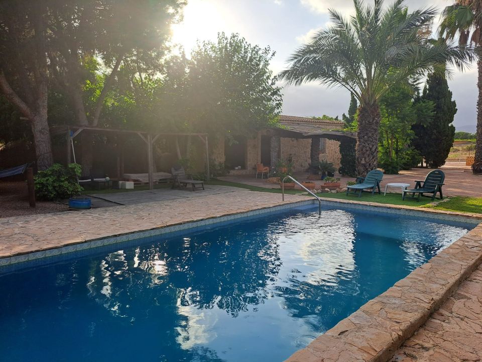 Landhaus mit grossem Gästehaus in Matola / Elche (Alicante) mit total 6 Schlafzimmern, Pool, Sommerküche und Garage, nur 25 Minuten vom Strand entfernt, Costa Blanca / Spanien in Oyten