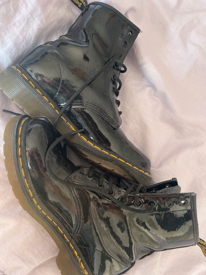 Dr. Martens Lack Größe 37, wie NEU in Berlin